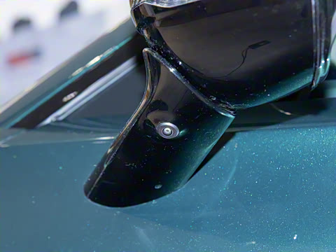 2025�� 4.0T V8 707