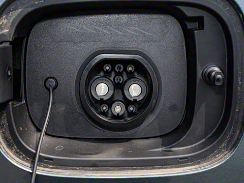 2025�� EV 670KM�����״��콢��