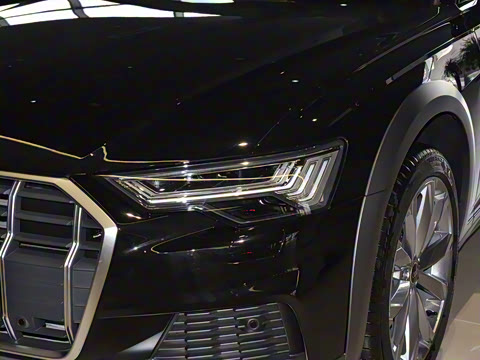 2025�� allroad quattro ̽���� 55 TFSI ����ԽҰ��