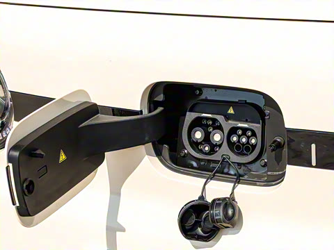 2025�� ��èmini 210km Ԫ����