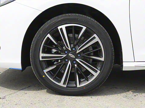 2025�� 1.6T DCT�