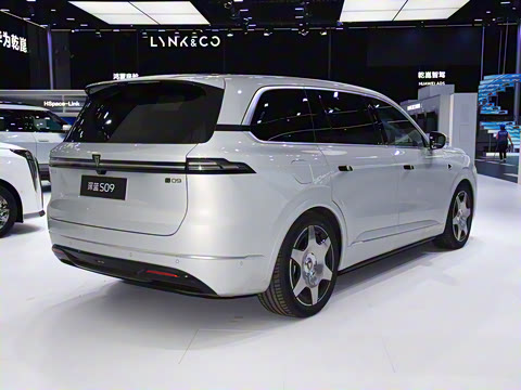 2025�� ����Ultra+ �߶���