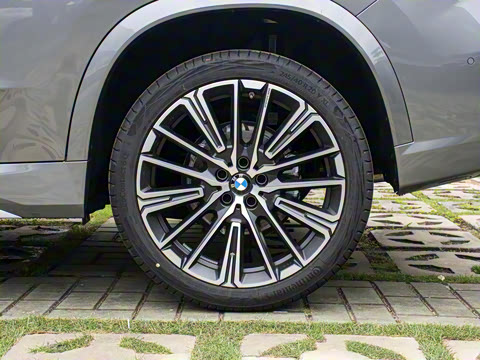 2024�� xDrive25Li M�˶���װ