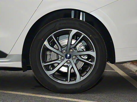 2025�� 1.5T EcoBoost E �춯 ������