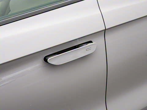 2025�� EV �Ǽݰ� 605KM������