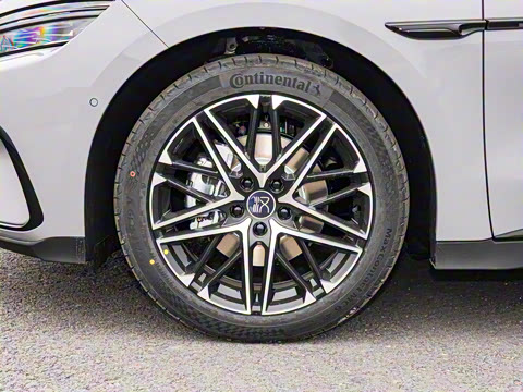 2025�� EV �Ǽݰ� 605KM������