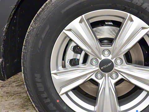 2025�� 1.5T �ֶ���Խ�� 5��