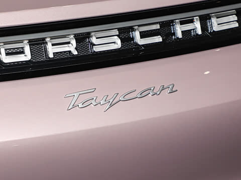 2025�� Taycan