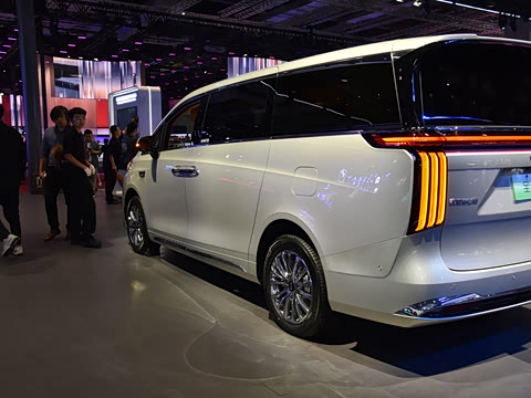 2025�� ������ɽ8