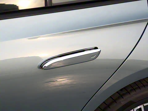 2025�� E 260 �˶���