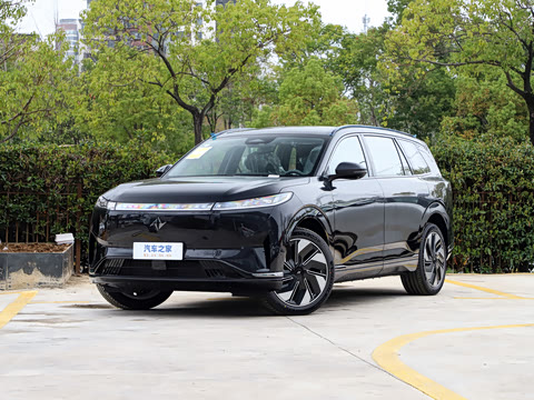 2025�� 210Ultra���Ȱ� 5��