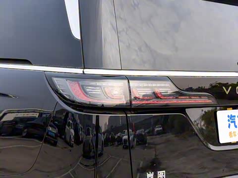 2025�� EV �������������