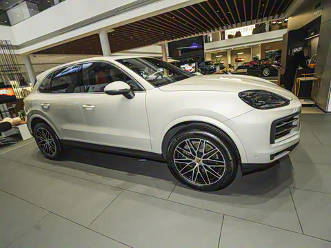 2025�� Cayenne 3.0T