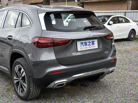 2025�� GLA 200