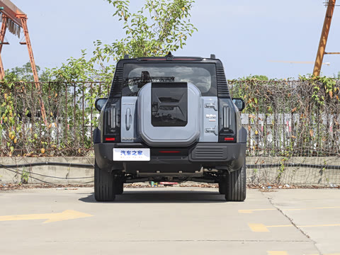 2025�� 2.0TD XWD �Զ������ӳ��� 7��