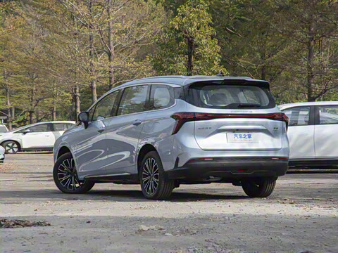 2025�� PHEV ������ 7��