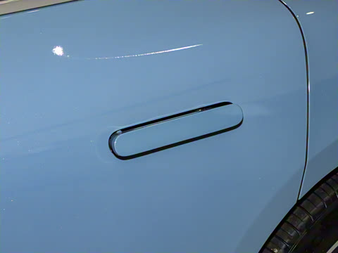 2025�� 855km Max