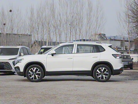 2025�� ������ 300TSI