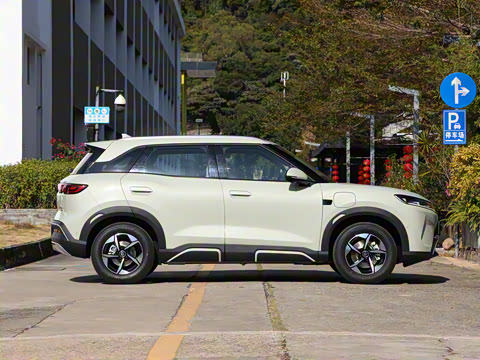 2025�� �Ǽݰ� 401KM ��Խ��