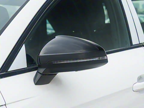 2025�� 200���������� 45 TFSI quattro ��ѡ������