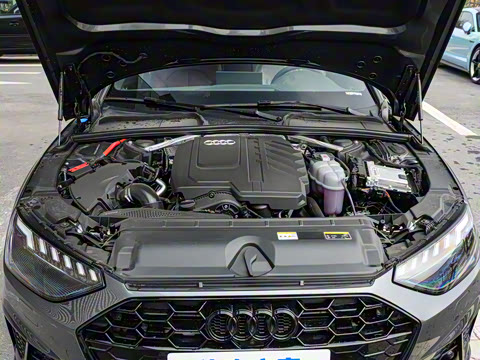 2025�� 200���������� 40 TFSI ���������� B&O ��ҹ��