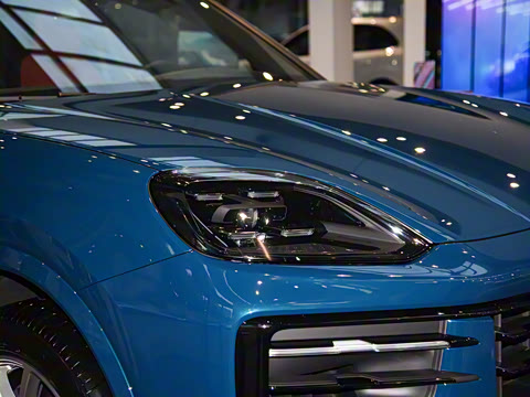 2025�� Cayenne 3.0T