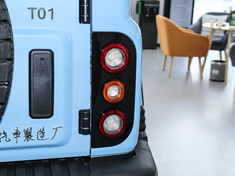 2025�� 2.0T ����