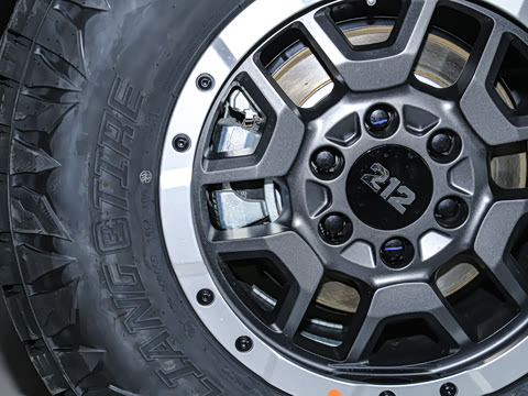 2025�� 2.0T ����