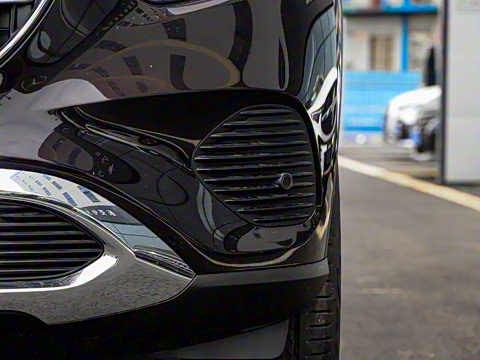 2024�� GLC 260 L 4MATIC ������ 5��