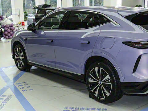 2025�� 702 �Ǽ�˫�������ٰ�