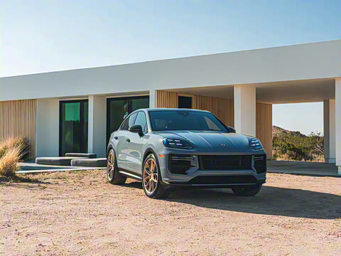 2025�� Cayenne Coup�� Turbo GT 4.0T