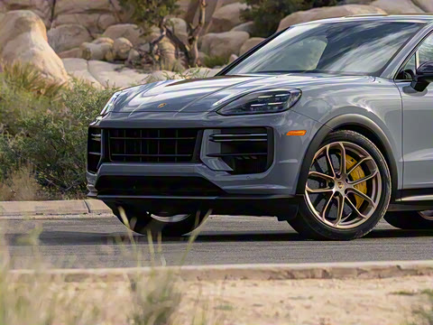 2025�� Cayenne Coup�� Turbo GT 4.0T