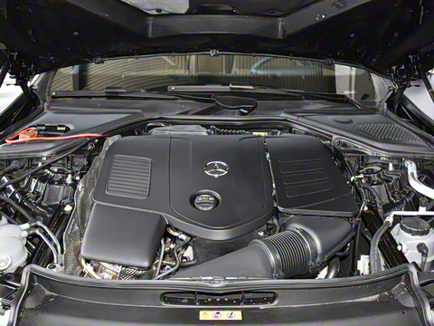 2025�� E 300 ʱ�����˶���