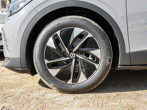 2025�� ������