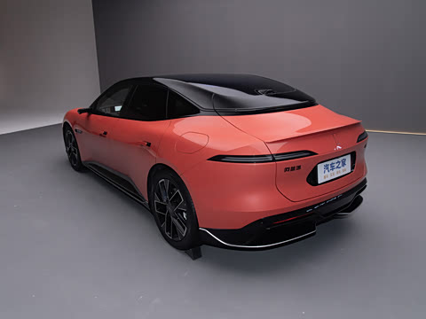 2025�� Ultra�����