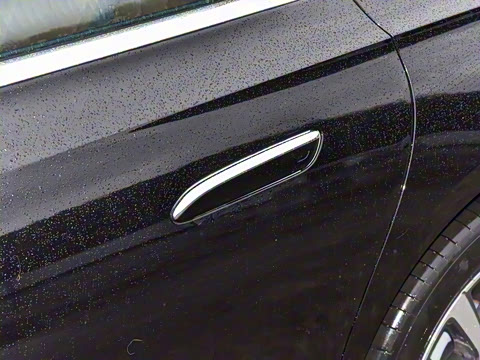 2025�� �Ŀ� E 300 L ʱ����