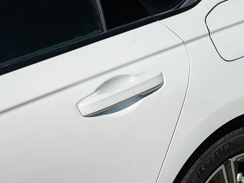 2025�� �˶�ϵ�� 260TURBO ����