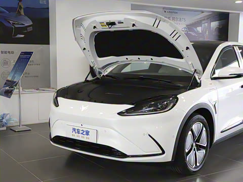 2025�� 735MAX 160kW