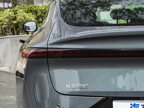 2025�� ��������� 710�콢��