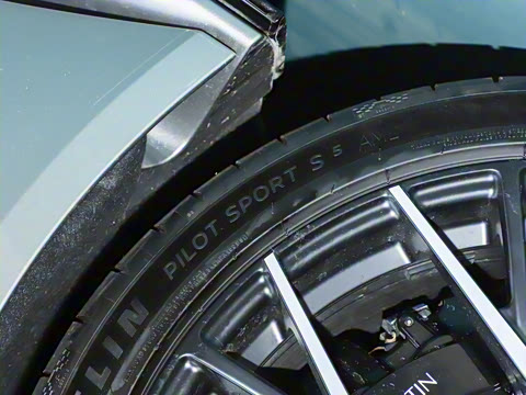 2025�� 4.0T V8 Coupe