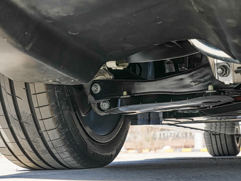 2025�� eDrive 35L M�˶���װ