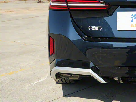 2025�� eDrive 35L M�˶���װ