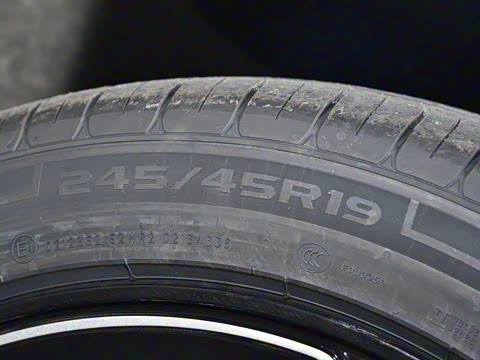 2025�� 530UltraǬ���Ǽ�ADS SE�����