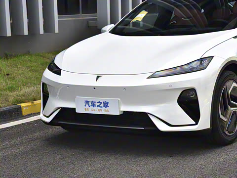 2025�� 530UltraǬ���Ǽ�ADS SE�����