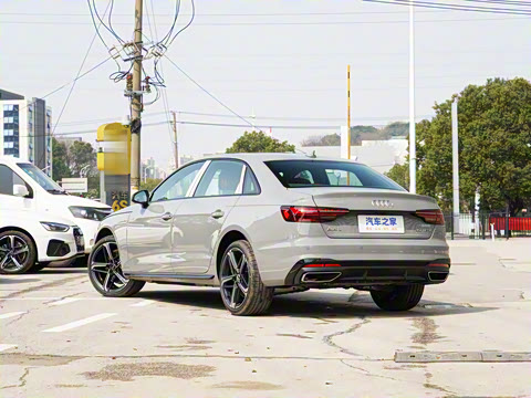 2025�� 200���������� 40 TFSI ����������