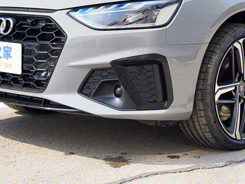 2025�� 200���������� 40 TFSI ����������