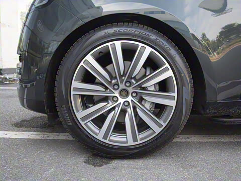 2025�� 3.0 L6 400PS �����ӳ���