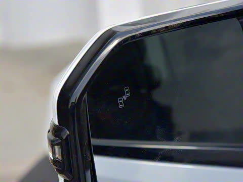 2025�� 2.0TD XWD �Զ�����+�ӳ��� 7��