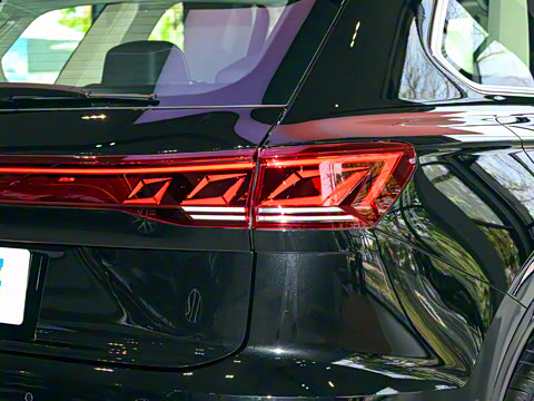 2025�� 2.0TSI ��Ӱ��