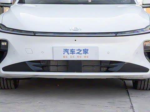 2025�� ��������� 710�콢��